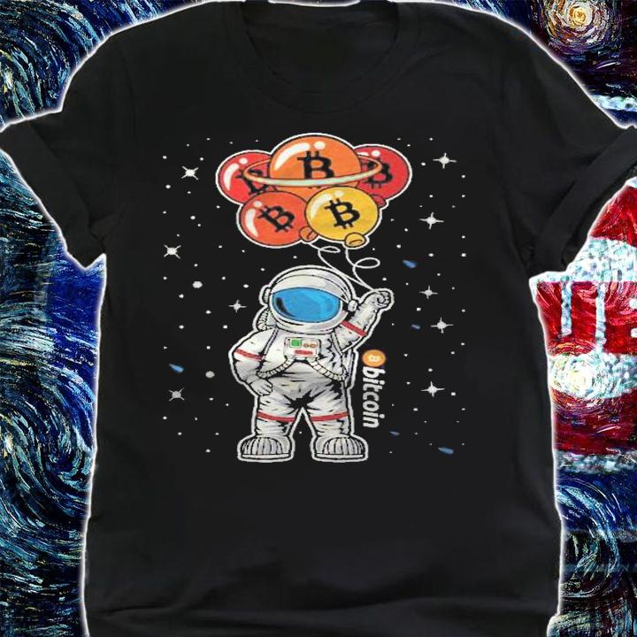 Bitcoin To The Moon Astronaut Btc Crypto Currency Blockchain Shirt t-shirt