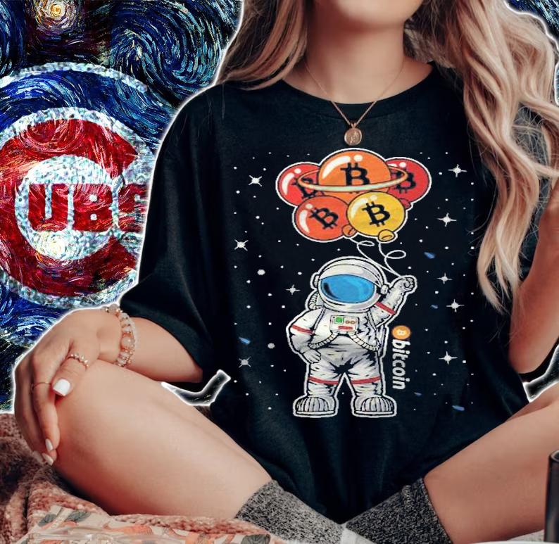Bitcoin To The Moon Astronaut Btc Crypto Currency Blockchain Shirt t-shirt